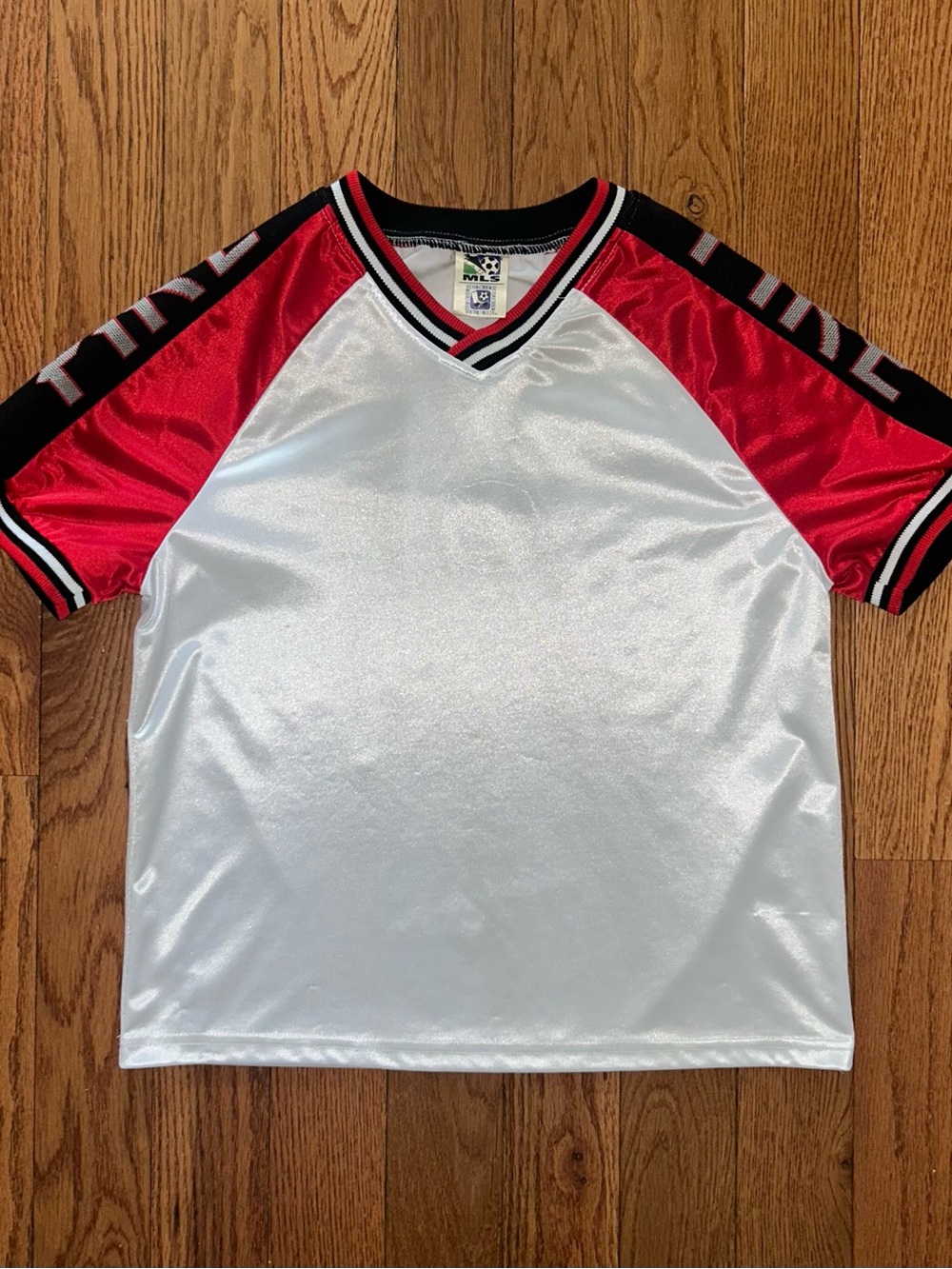 Chicago Fire MLS Vintage Jersey Size Large Youth